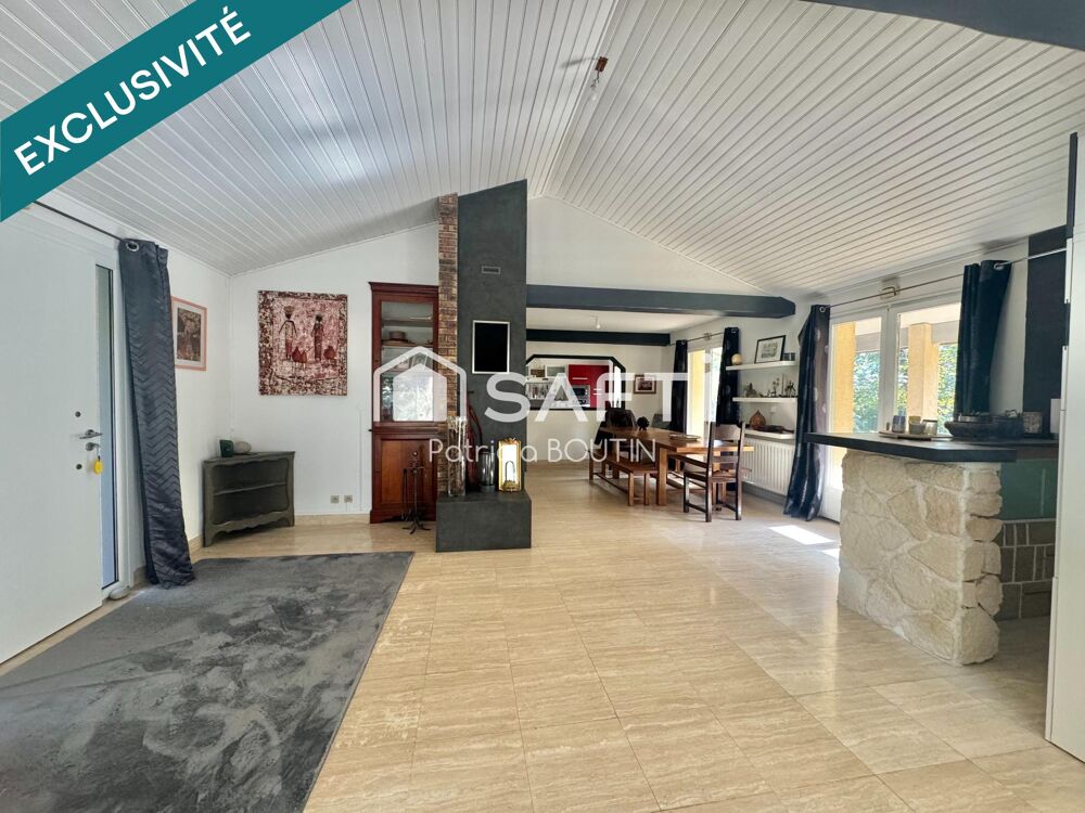 BEAU PAVILLON DE 4 CHAMBRES ET STUDIO ATTENANT + JARDIN PISCINE ET GARAGE
