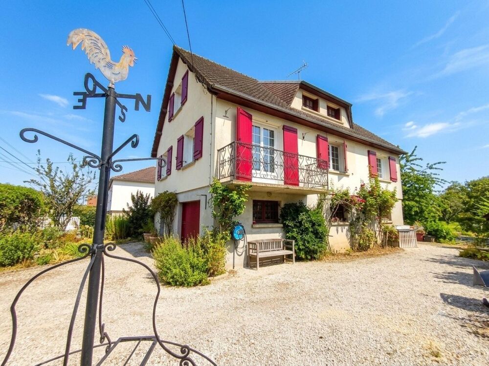 Grande maison, 4 ch, potentiel, poêle granulé, puits