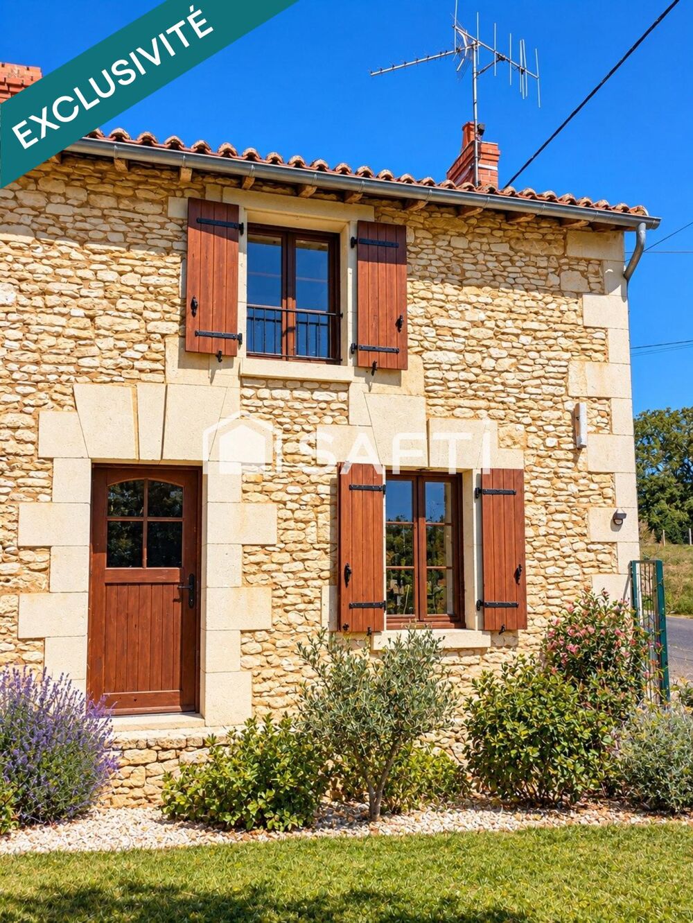 Vente Maison Maison au calme à fort potentiel Saint-jean-de-sauves