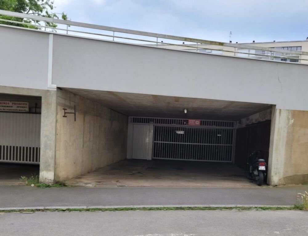 Vente Parking/Garage Place de parking en sous sol sécurisé hyper centre Rennes