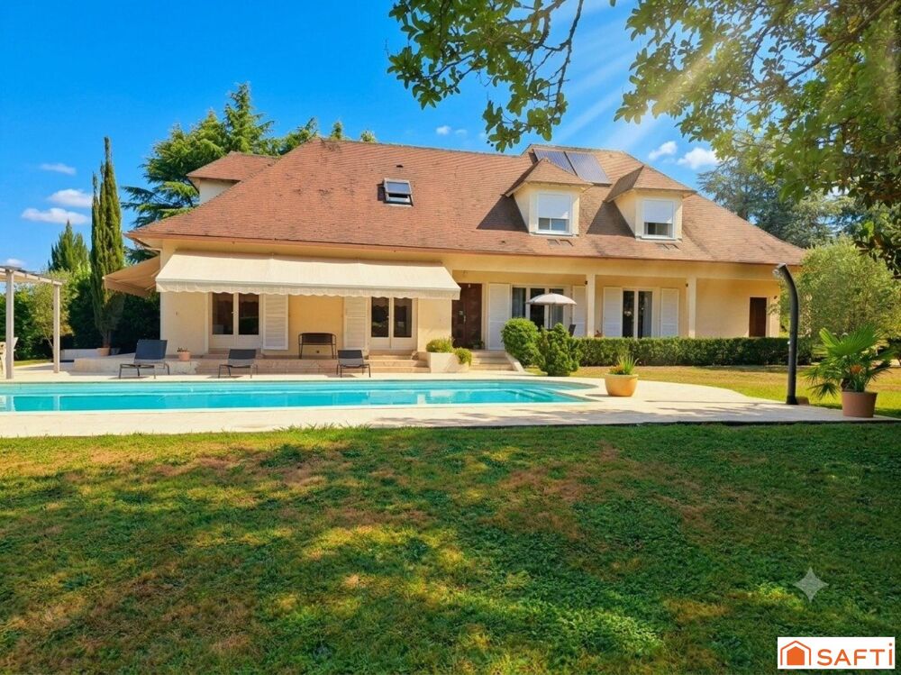 Maison 7 pièces 208 m² · à Navarrenx · 208 m² · 590 000 €