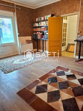  Maison � vendre 8 pi�ces 235 m�