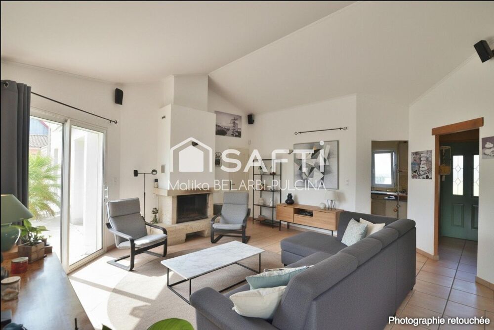 Vente Maison Charme et volumes : maison avec piscine à 2,5 km de la plage Brem-sur-mer