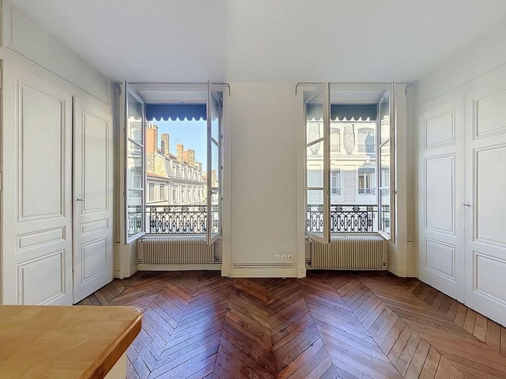 Lyon 2 - Ainay. T2 bis avec bureau indépendant