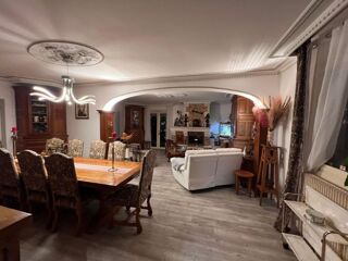  Maison � vendre 12 pi�ces 380 m�