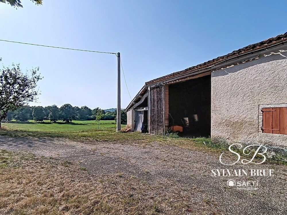 Vente Maison Corps de ferme à restaurer sur 2650m² de terrain Puycornet