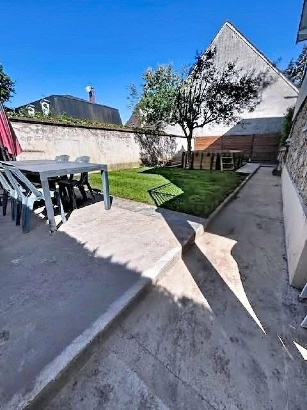 Sucy-en-Brie  Les Bruyères  Maison familiale 5 chambres, piscine chauffée, 3 SDB