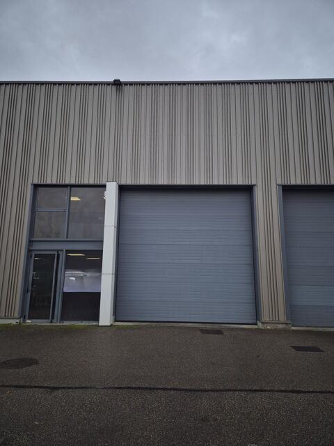   LOCAL D'ACTIVITE POUR ARTISAN ET PME ou STOCKAGE DIVERS 