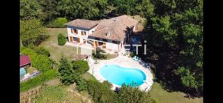  Maison à vendre 7 pièces 225 m²