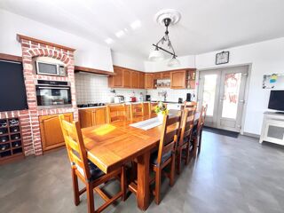  Maison � vendre 9 pi�ces 205 m�