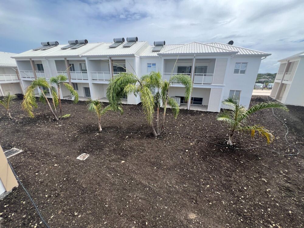 Vente Appartement Proche plage Bois Jolan - T3 Récent avec jardinet Sainte-anne