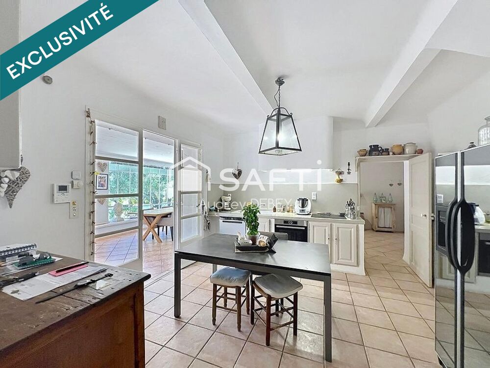 à vendre  Maison Sanary-sur-Mer (83110)