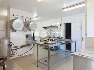  Immeuble à vendre 700 m²