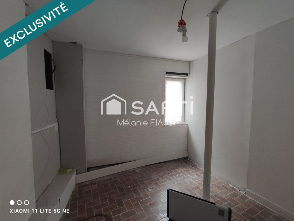 Vente Appartement Immeuble de 162 m ² à rénover, au coeur de Tinchebray. Tinchebray-bocage 61800