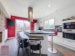  Maison à vendre 10 pièces 175 m²