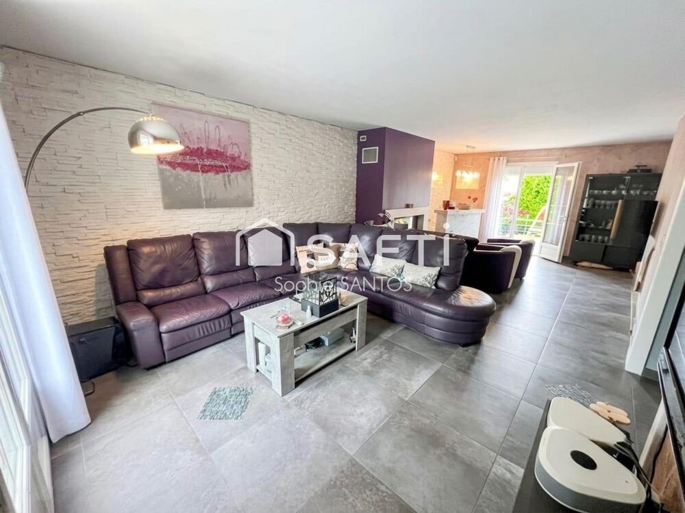 Vente Maison MAISON 175 M2 - 6 PIECES - AVEC PISCINE CHAUFFEE Neuilly-plaisance