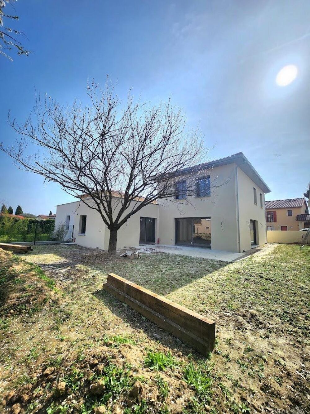 MAISON NEUVE T6 CENTRE SOLAIZE