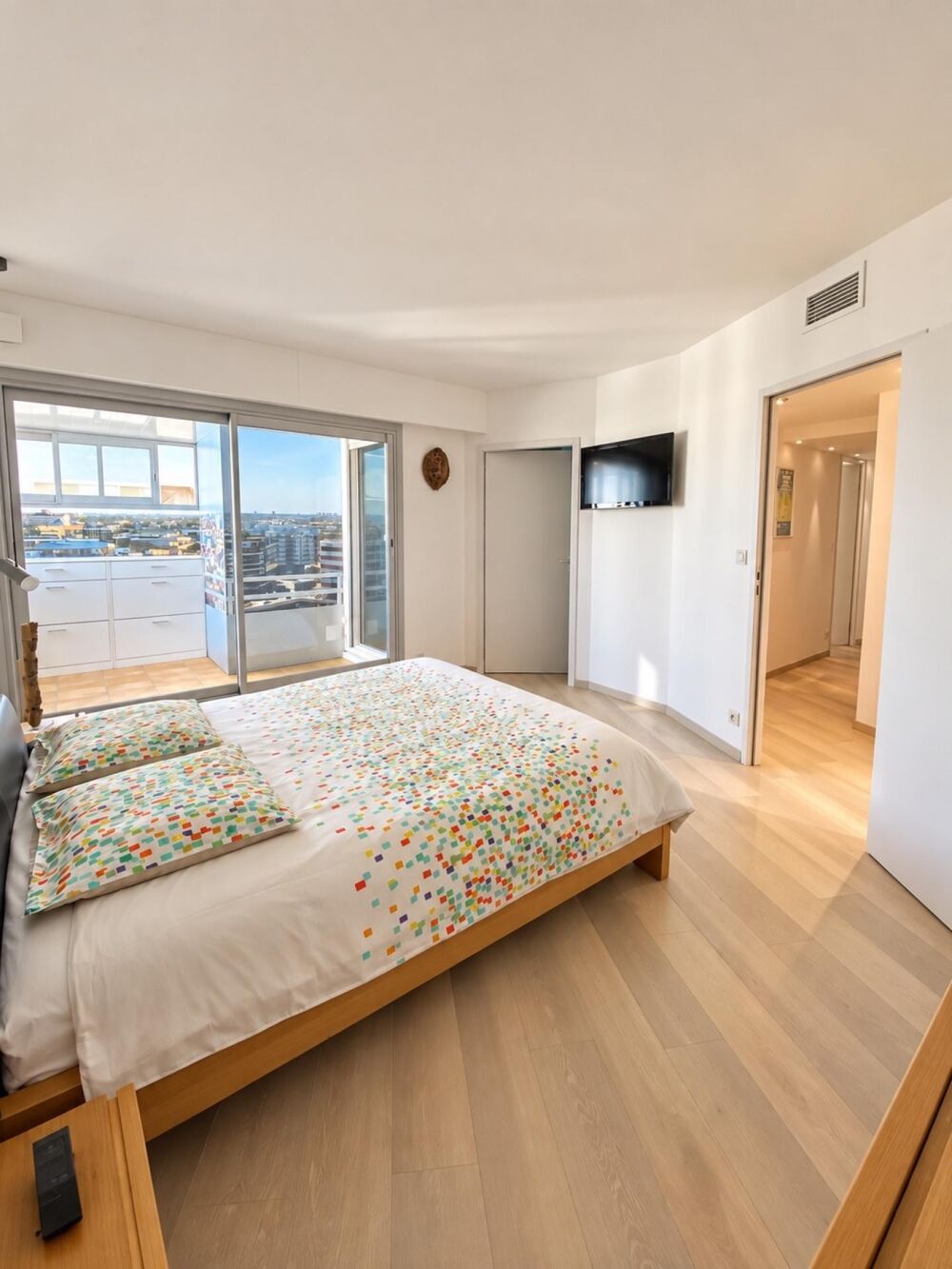 Vente Appartement appartement en excellent état et de qualité tout confort avec vue sur la ville de bordeaux Bordeaux