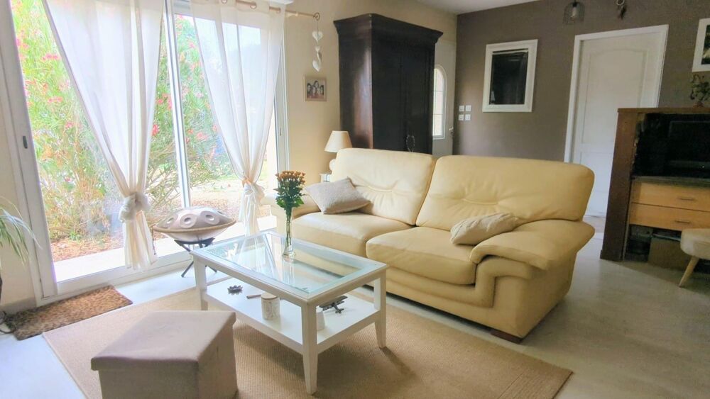 Maison 5 pièces 126 m² · à Galgon · 126 m² · 245 000 €