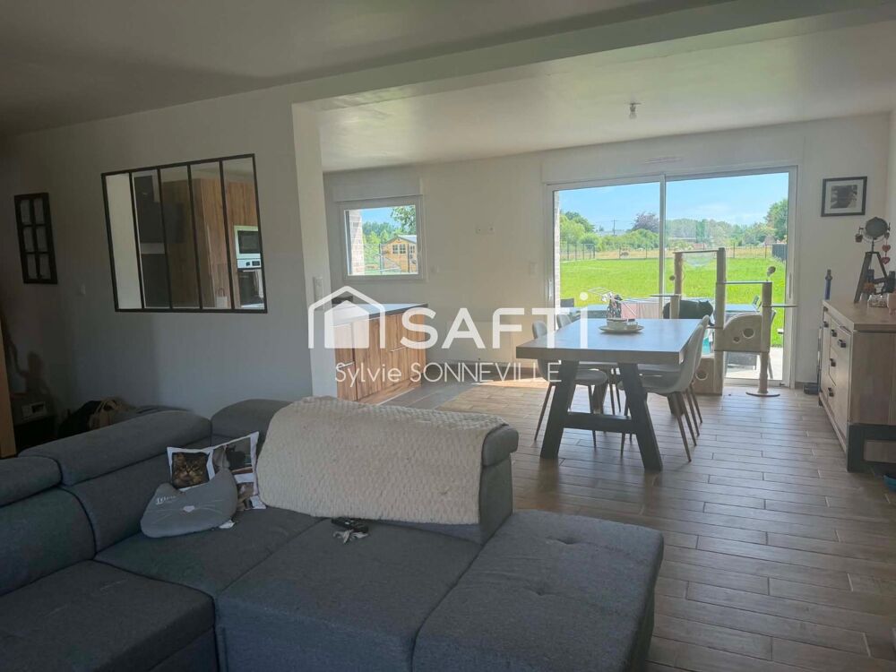 Vente Maison Plain-pied récent avec jardin Roquetoire