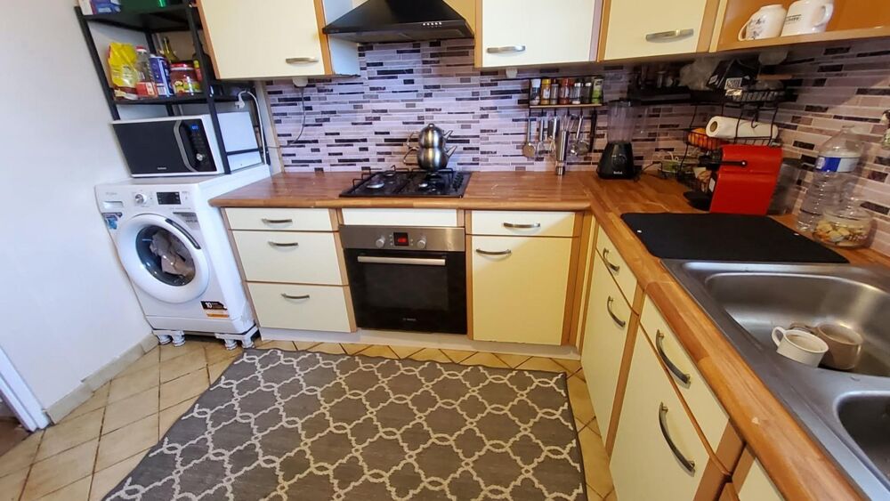 Vente Appartement beau 3 pièces de 63 m² avec ascenseur, balcon, cellier et parking Chilly-mazarin