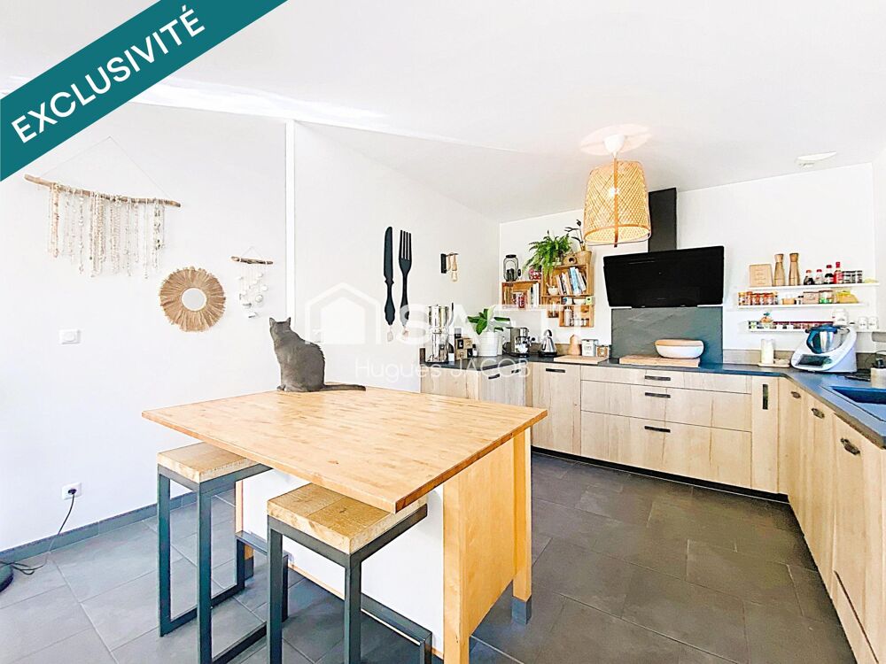 Vente Maison Maison récente de plain-pied avec 4 chambres, un jardin clos arboré et garage Thue et mue