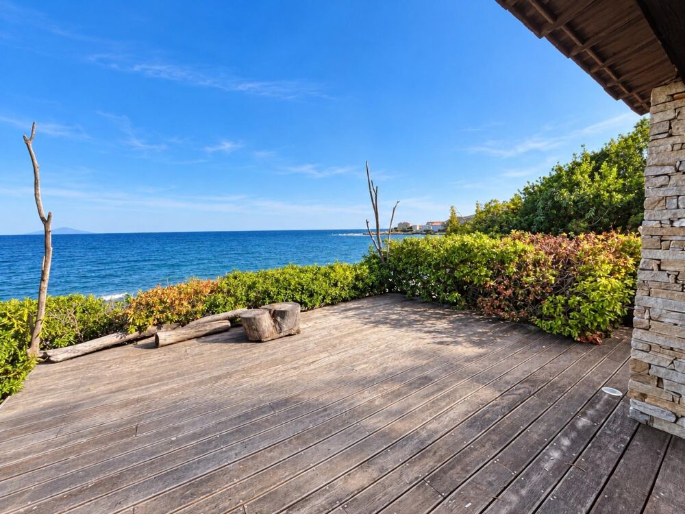 Vente Maison SANTA SEVERA – LURI | Une propriété pieds dans l'eau, face à la Méditerranée Luri