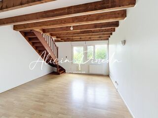 Vente Appartement Duplex offrant un beau potentiel de personnalisation Le perray-en-yvelines