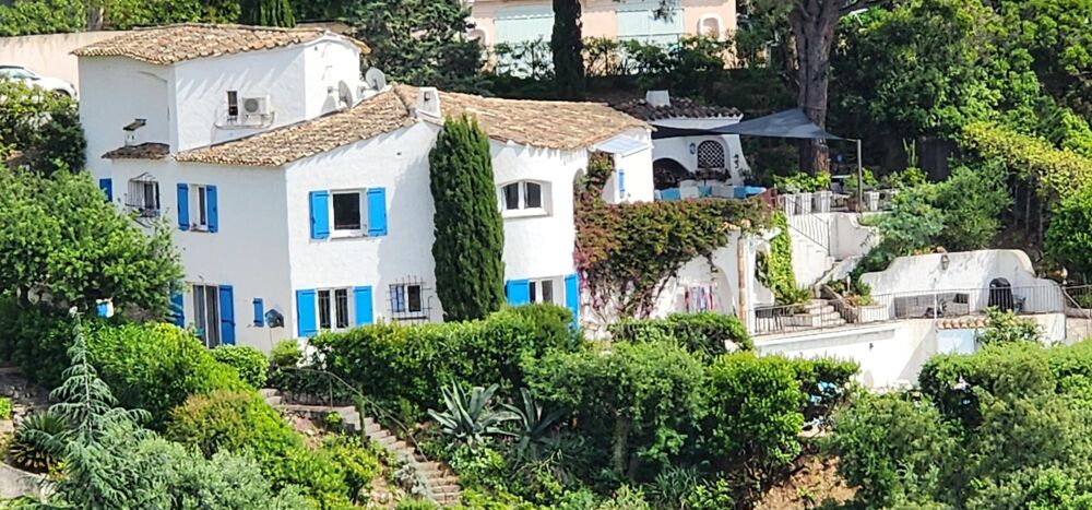 Vente Maison Villa provençale vue mer Roquebrune-sur-argens