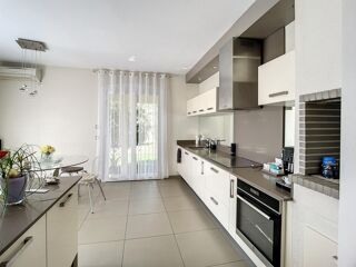  Maison à vendre 8 pièces 228 m²