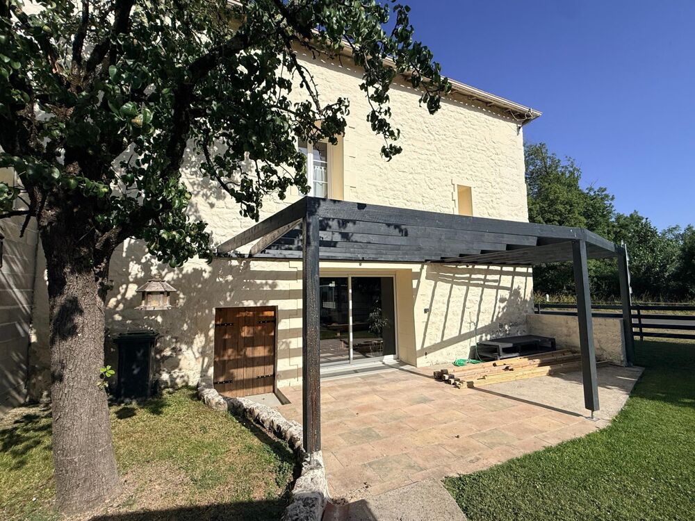 Maison T4 d'environ 98 m2 entièrement rénovée en 2016