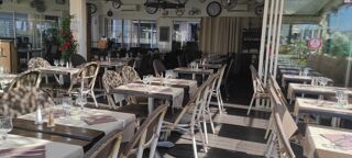   Restaurant équipé en parfait état - Fonds de commerce - Potentiel attractif Frejus