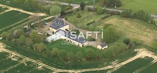  Propri�t�/ch�teau � vendre 15 + pi�ces 585 m�