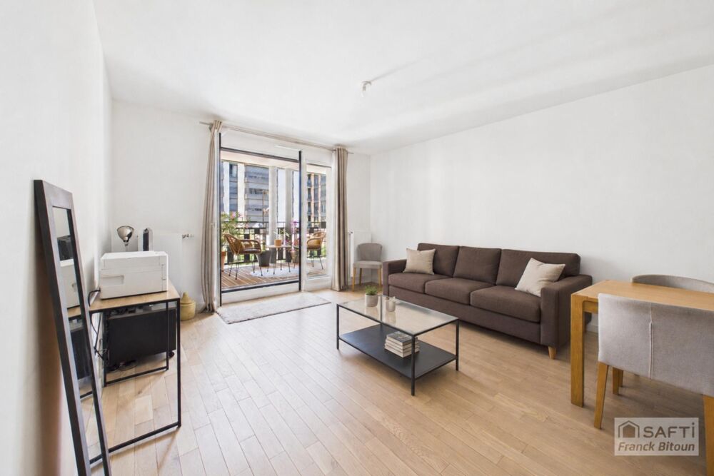 Vente Appartement Delage - Bécon. 4 pièces de 2024 avec terrasse, cave et 2 parkings Courbevoie