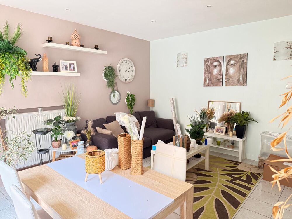 Maison de 85 m2, 2 chambres, dépendance.