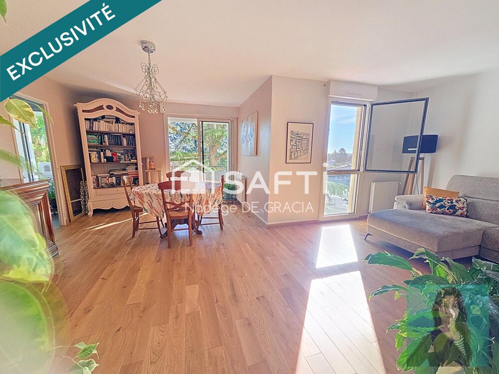 Grand appartement T3bis /4 centre castanet avec cellier + parking
