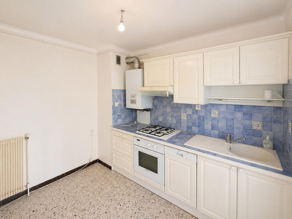Vente Appartement T3 lumineux, garage et parking, excellent rapport locatif, beau potentiel, dans une résidence sécurisée, Perpignan