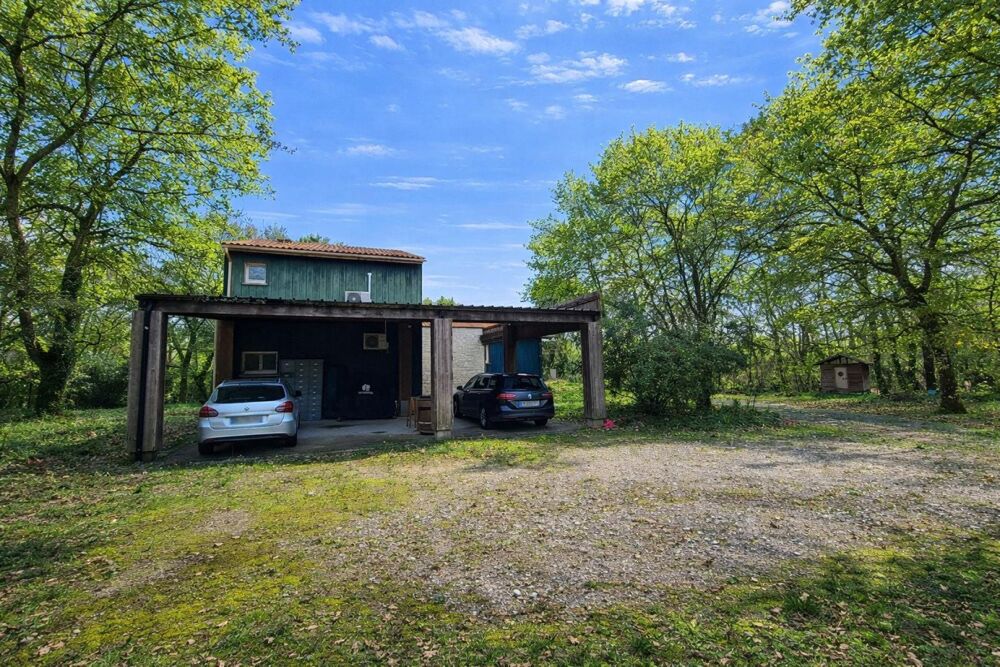 Villa dexception à Bourgnac avec piscine