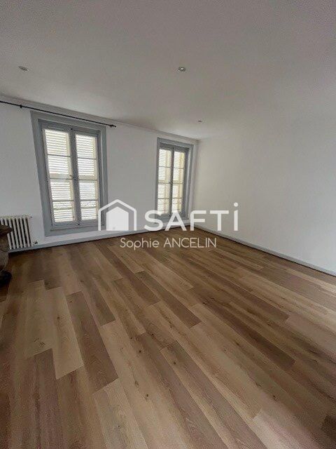  Appartement � louer 4 pi�ces 110 m�