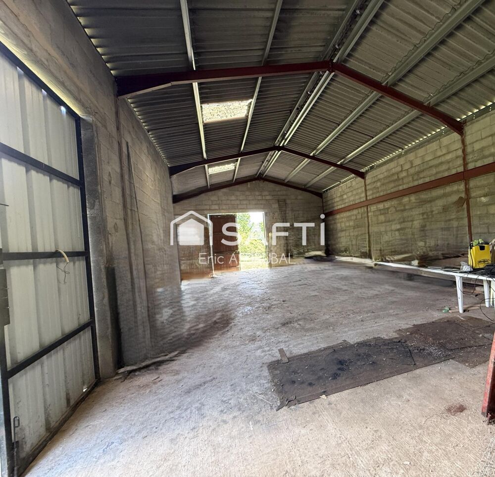 Batiment agricole 160 m²- 24260 St Chamassy