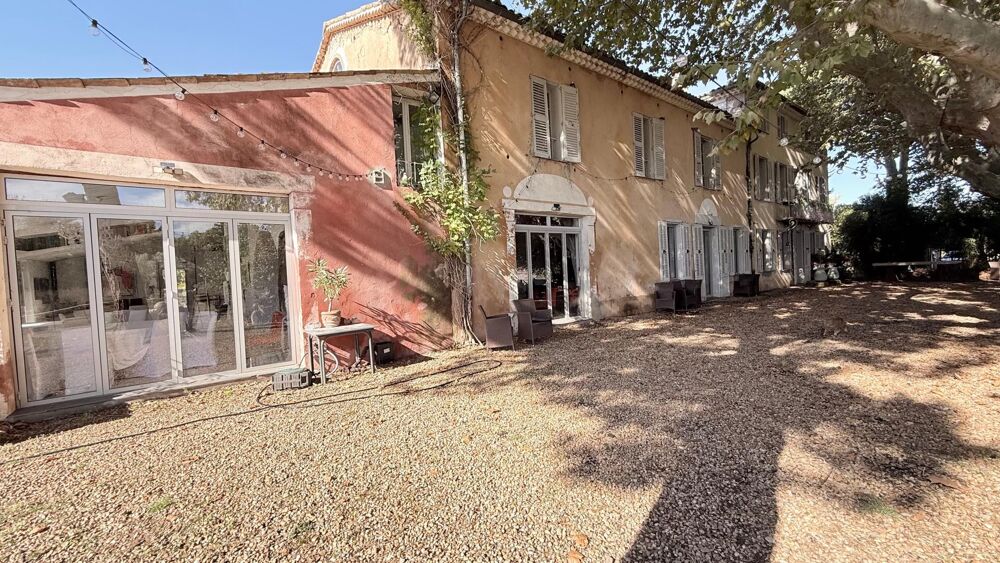 À vendre  Domaine de caractère à Vidauban (Var)