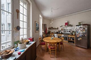  Appartement à vendre 6 pièces 166 m²