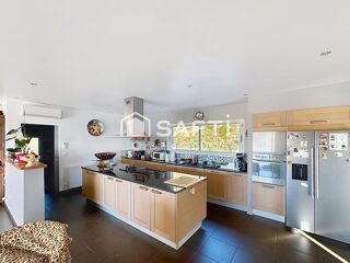  Maison � vendre 5 pi�ces 220 m�