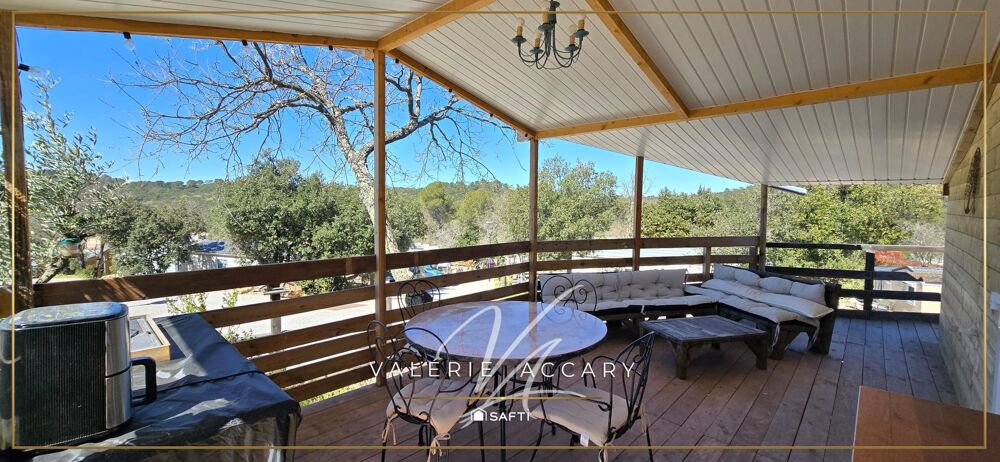Vente Terrain Rocbaron : Terrain de 293 m² avec chalet de 58 m², 2 chambres, terrasse, atelier... Rocbaron