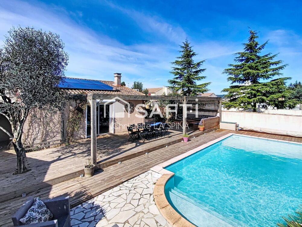 Magnifique maison lumineuse avec piscine et terrasse bois
