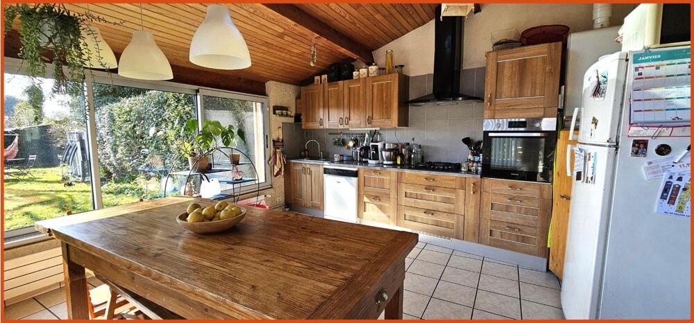 Vente Maison Maison en pierre avec dépendance et garage double Saint-sulpice-et-cameyrac