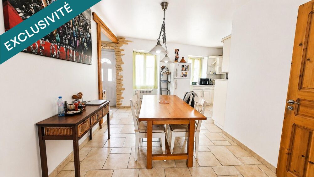 Maison de village avec parcelle de terrain de 481M²