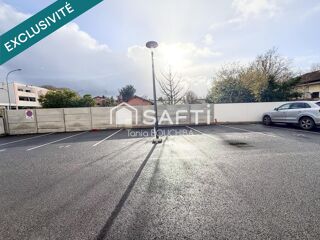  Parking / Garage  vendre 6 m