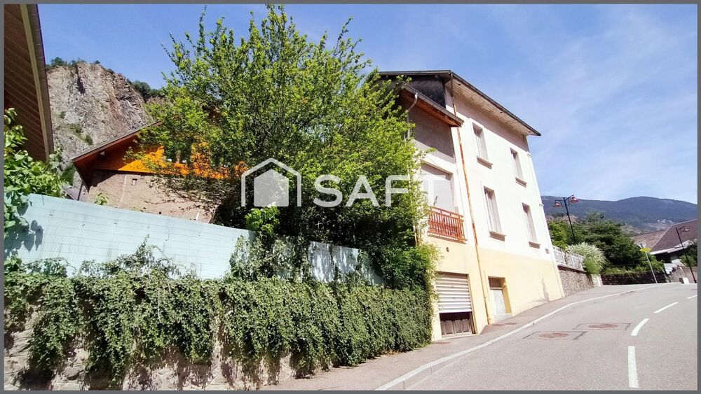 Vente Maison Maison 6 pièces 174 m² - surface au sol 310 m² Tour en maurienne