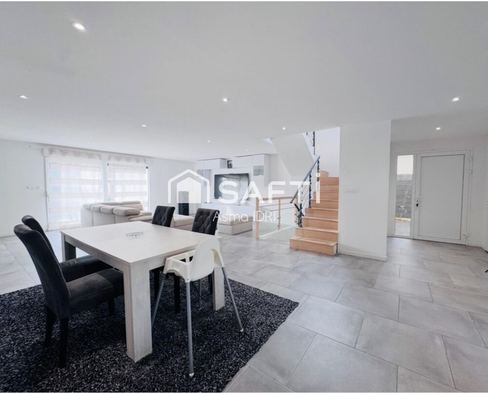 Vente Maison Maison de 2022, Volume, moderne, et lumière Lens